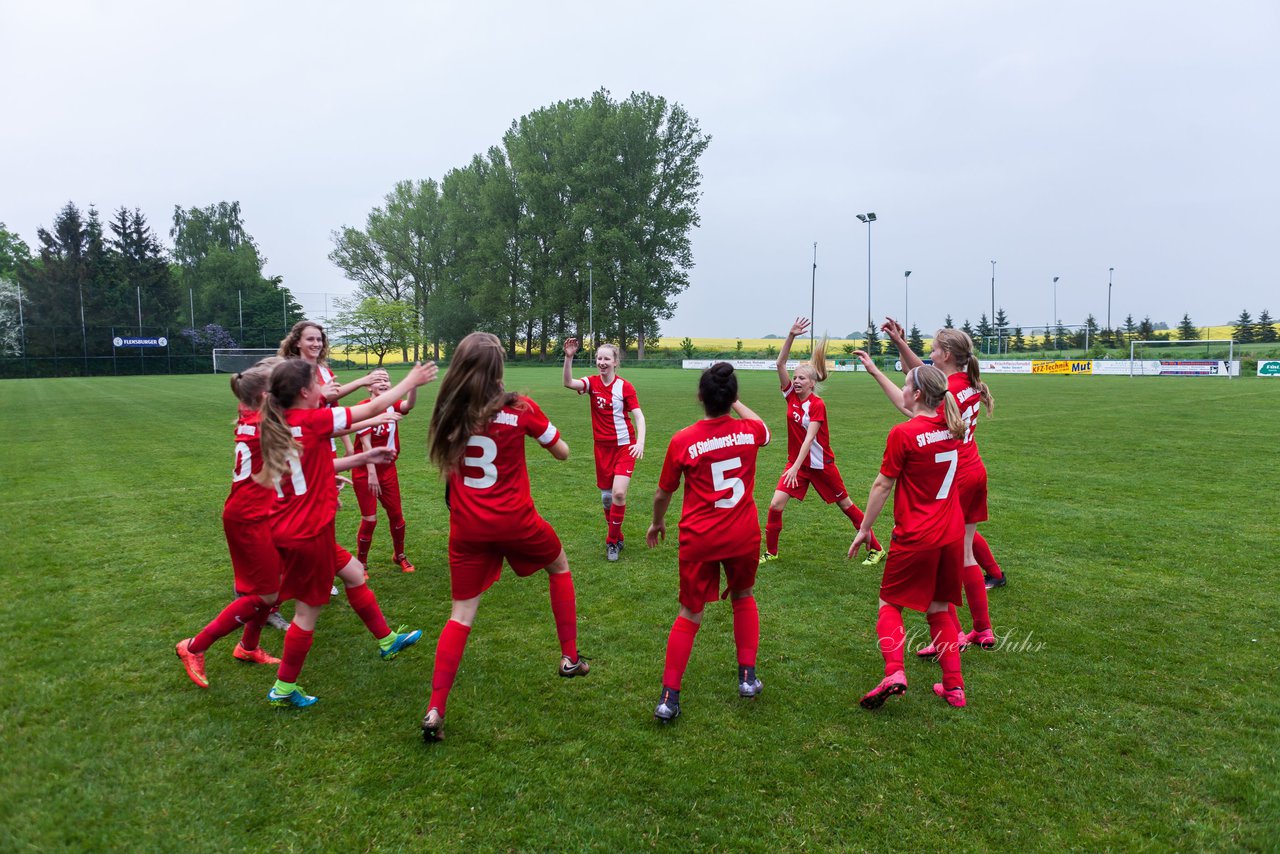 Bild 100 - wCJ SV Steinhorst/Labenz - VfL Oldesloe : Ergebnis: 18:0